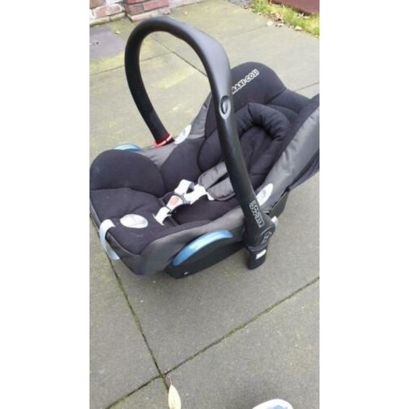 Maxi-cosi cabriofix