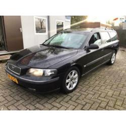 Volvo V70 2.4 D5 Geartronic Comfort Line