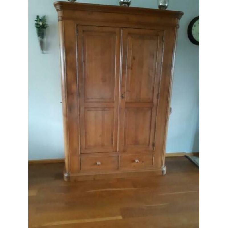 Grote mooie kast