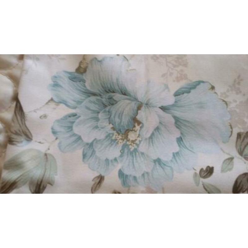 Ashley 2 lappen stof bloem lila/lichtblauw 145 x 116 cm