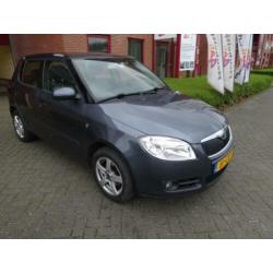 Skoda Fabia 1.4-16V Ambiente Airco Boekje,s N.a.p
