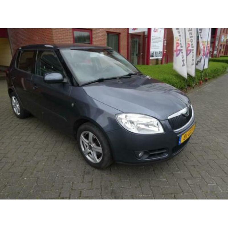 Skoda Fabia 1.4-16V Ambiente Airco Boekje,s N.a.p