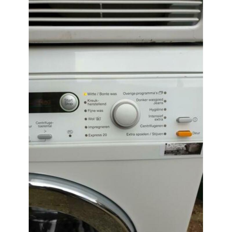 Set Miele Softcare wasmachine en Condensdroger