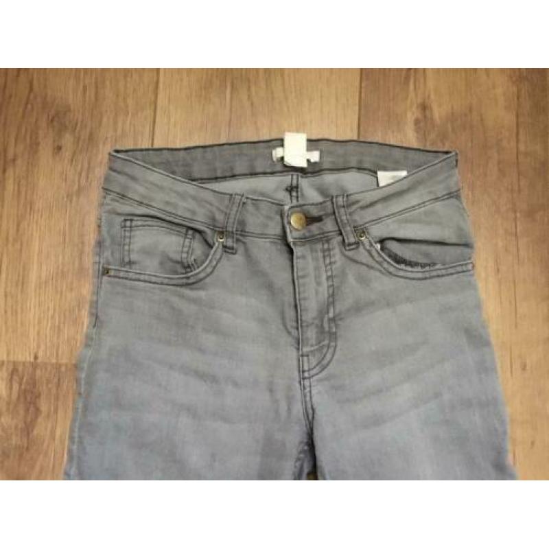 Stoere spijkerbroek van H&M mt 34