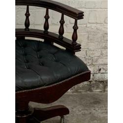 Chesterfield style captains chair bureaustoel