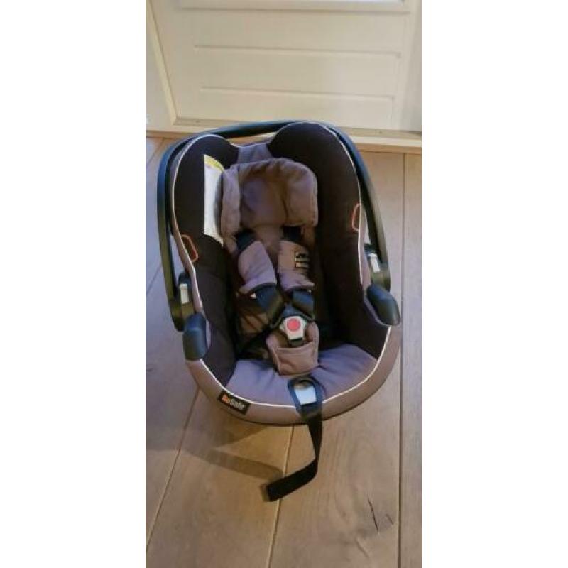 Autostoel Besafe Izi Go (inclusief Bugaboo adapters)