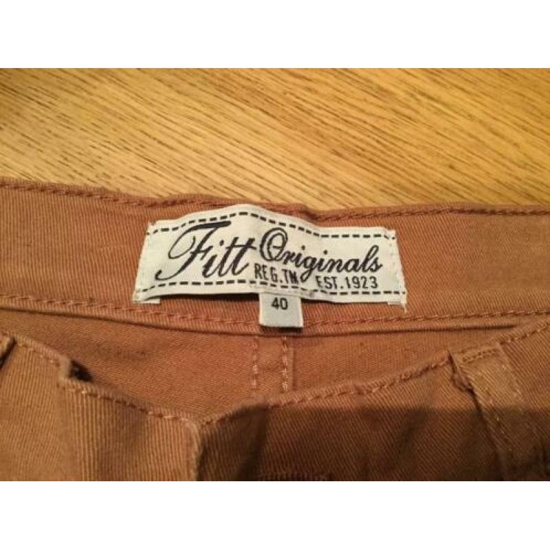 Dames stretch broek bruin. Maat 40
