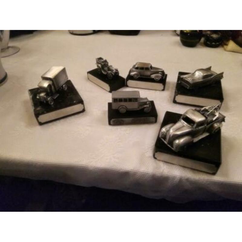 Tinnen oldtimers 6 stuks