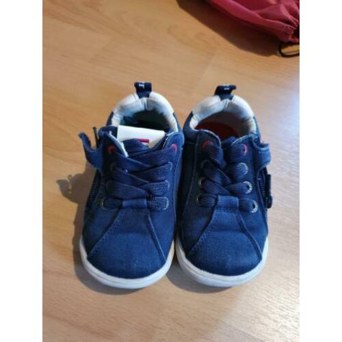 kickers schoenen maat 21 blauw
