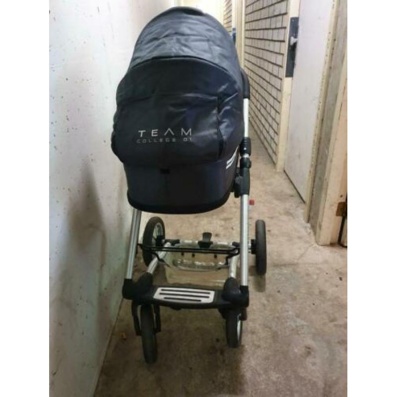 Netty mutsy kinderwagen met adapters