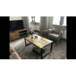 NIEUW!!!! Salontafel industrieel