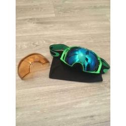 Oakley Prizm Snowboard bril Gepolariseerde lenzen.