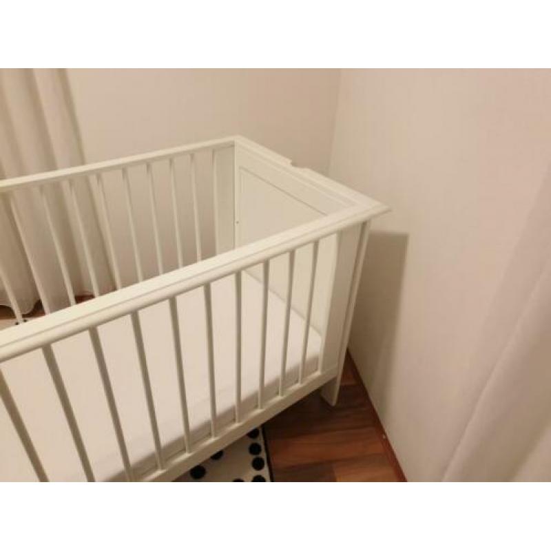 Prachtig vintage ledikantje / babybedje