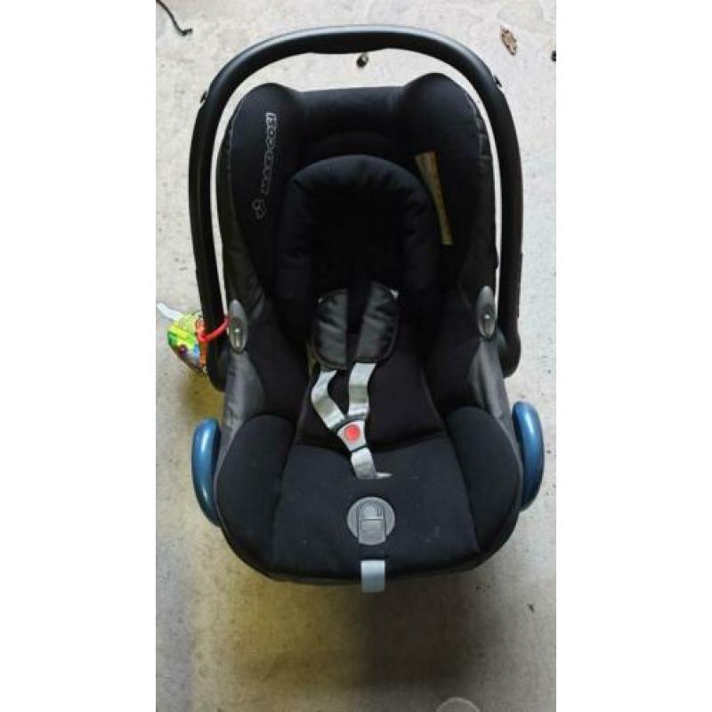 Maxi-cosi cabriofix