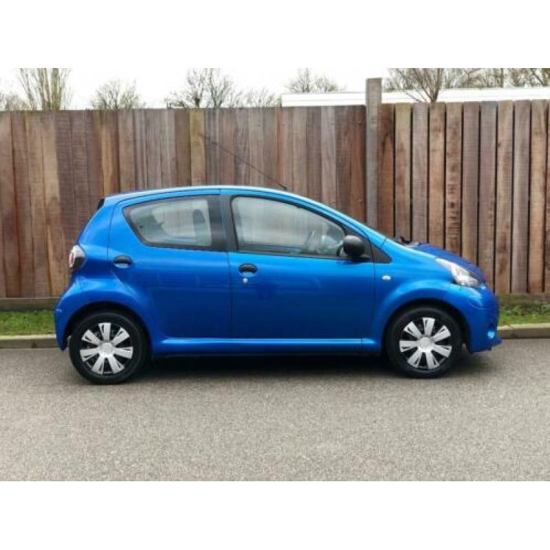 Toyota Aygo 1.0 5Drs Airco Elektrische Ramen Nieuwe APK+NAP!