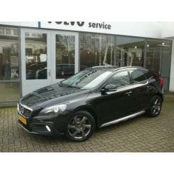 Volvo V40 Cross Country 1.6 D2 Summum (bj 2014)