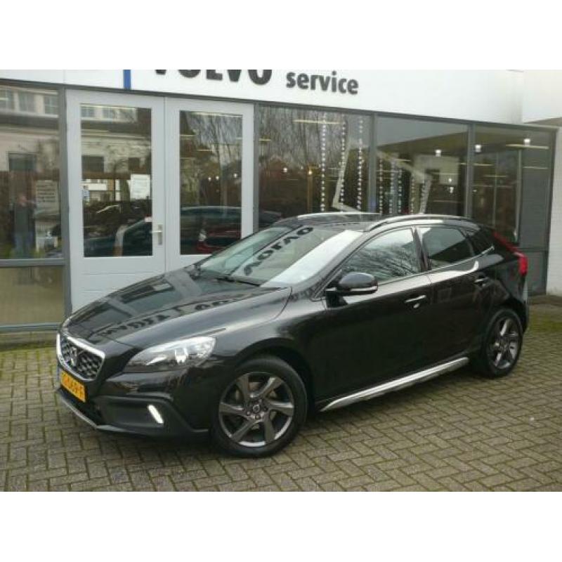 Volvo V40 Cross Country 1.6 D2 Summum (bj 2014)