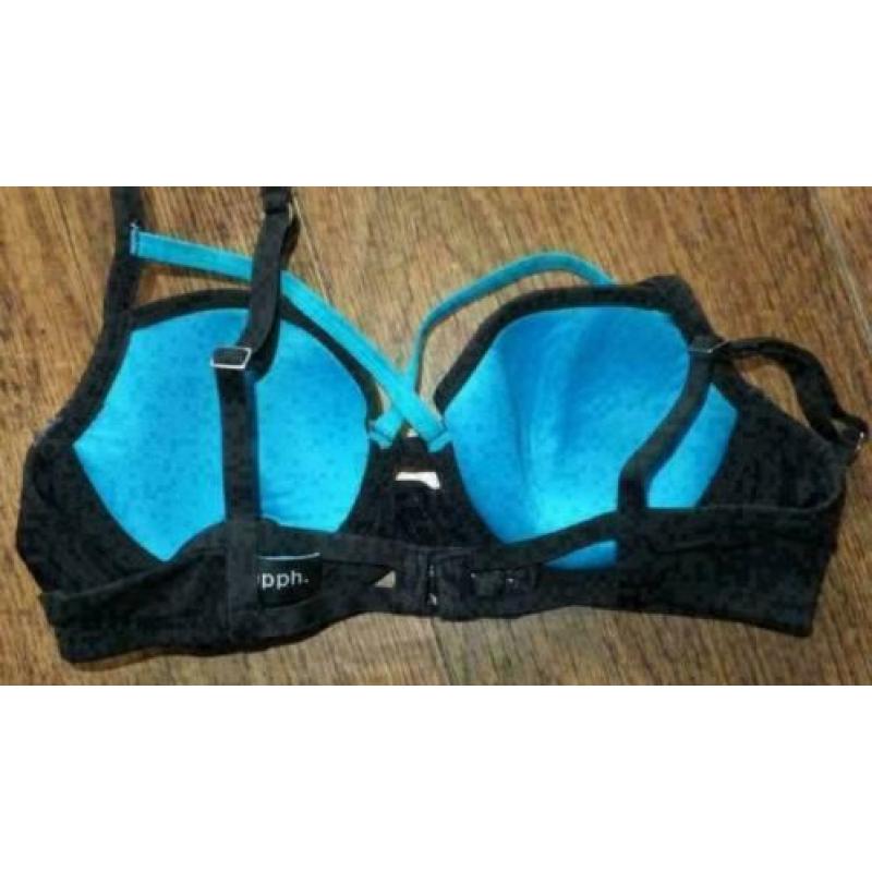 SAPPH zwart/turquoise voorgevormde BH mt 70A