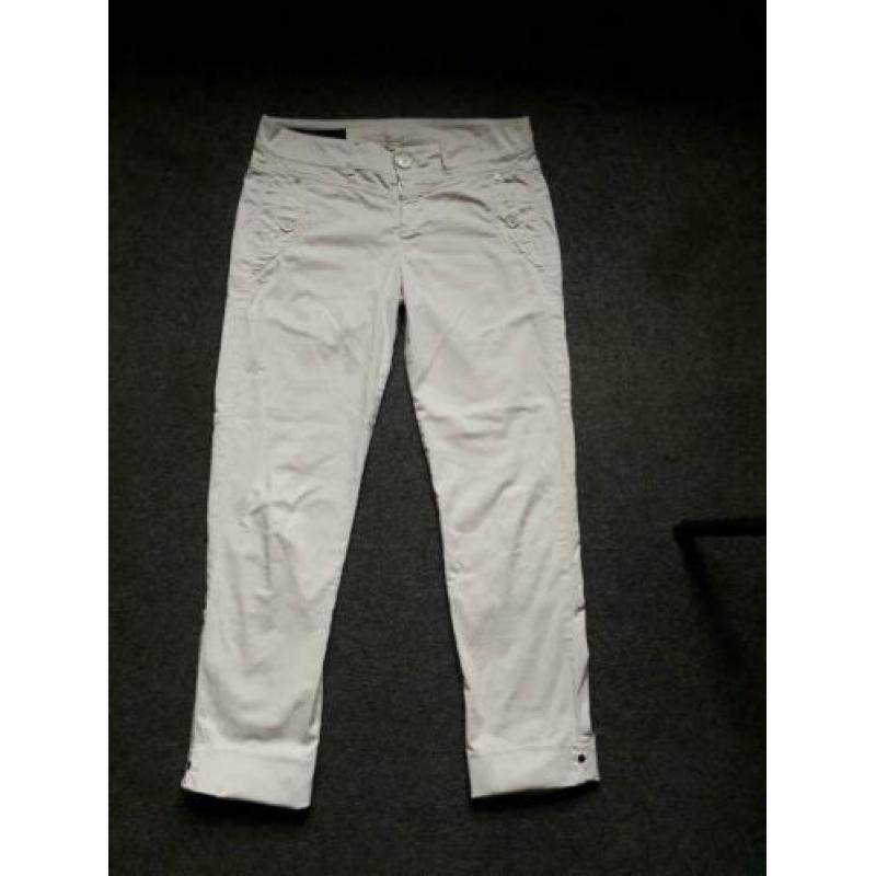High use broek, maat I44 D38, heel licht poeder roze