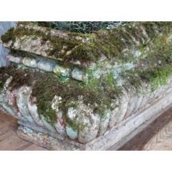 Antieke Franse stenen jardiniere