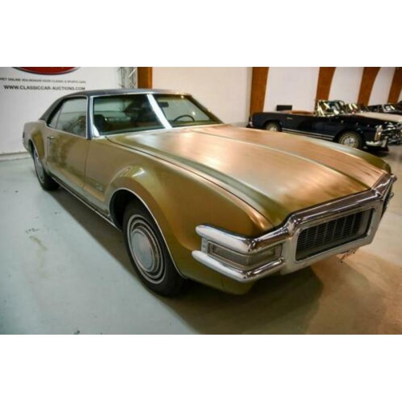 Oldsmobile TORONADO
