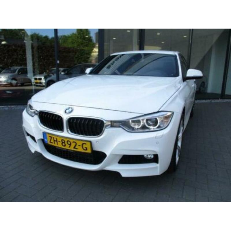 Bmw 3-SERIE 328i 245pk M-Pakket Xdrive ,Leder,Xenon,Clima,Na