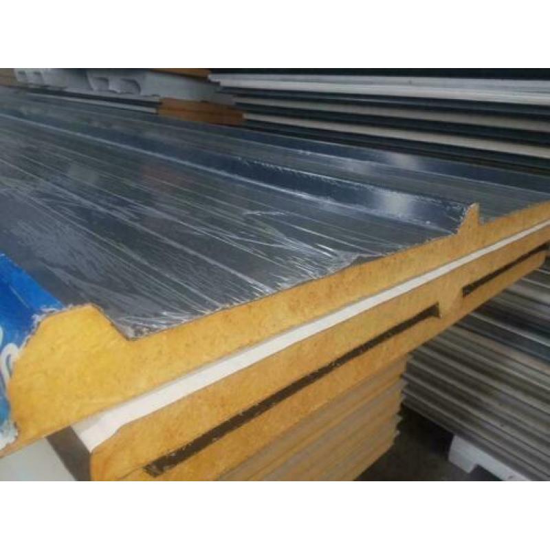 Splinternieuwe A-keuze dakplaten voor €19,95/m2 (Geïsoleerd)