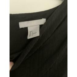 H&M zwarte jurk maat L mooi getailleerd en gevoerd