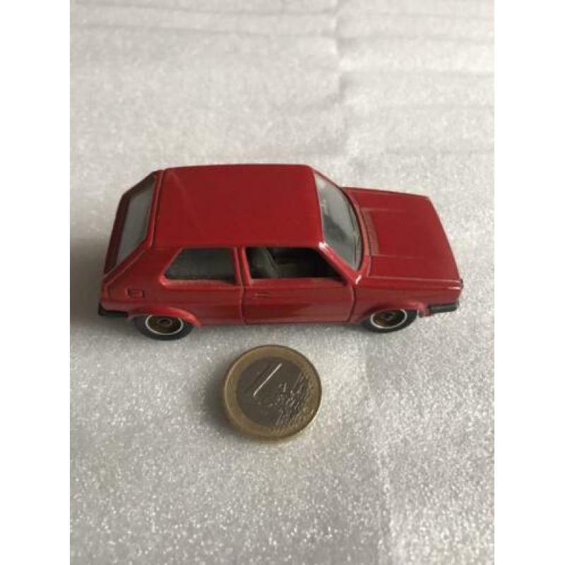 Volkswagen Golf GTI .