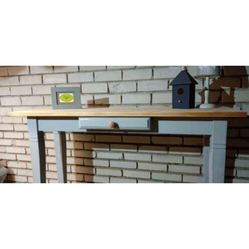 VERKOCHT. Sidetable 120cm
