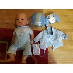Baby born met scooter met afstandbediening