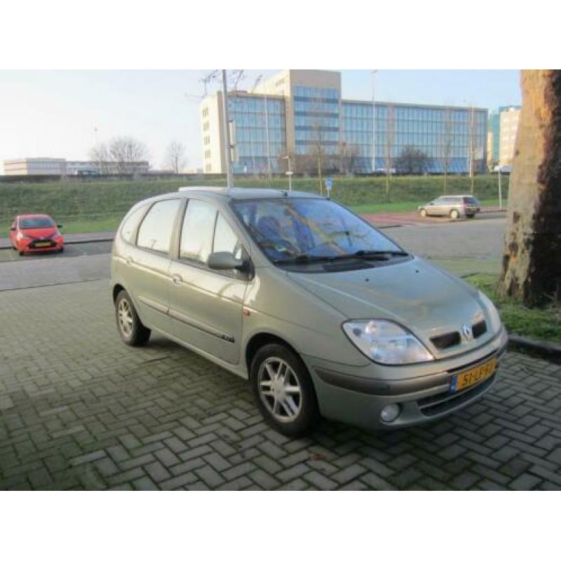 Renault Scénic 1.6-16V Expression