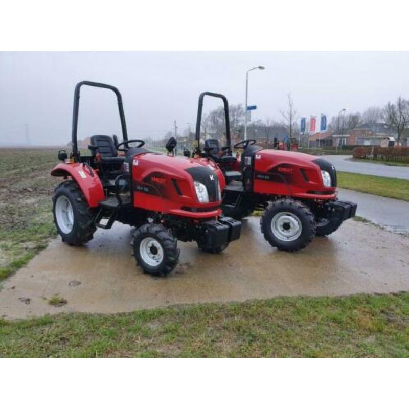Bij Eemsned een Knegt 40 PK compact trekker Nieuw model