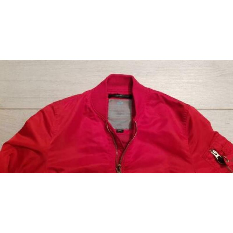 Alpha industries Dames jas maat S ( Amper gedragen )