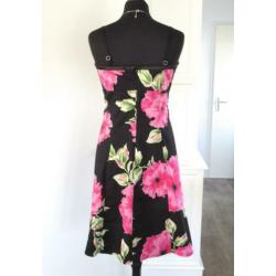 Mooie jurk van Steps Every Day Chic maat 38