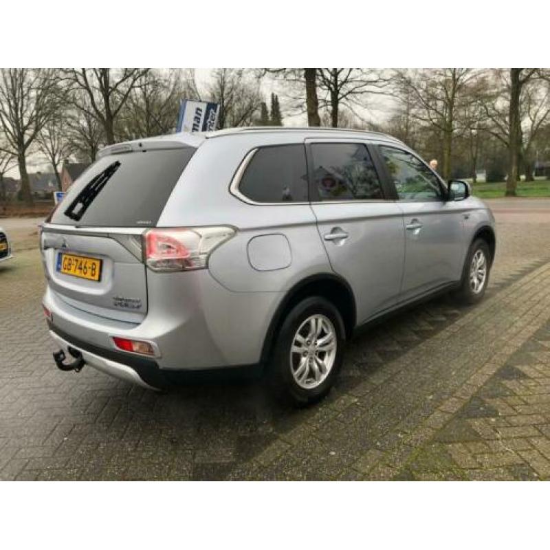 Mitsubishi OUTLANDER Phev Instyle Plus Automaat incl. BTW