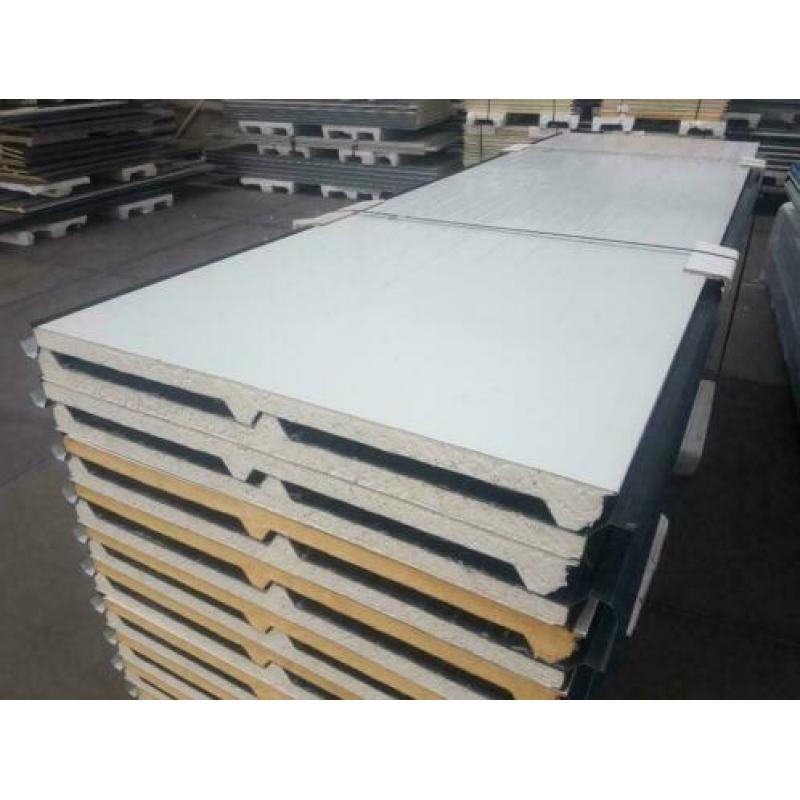 Splinternieuwe A-keuze dakplaten voor €19,95/m2 (Geïsoleerd)
