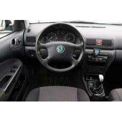 Skoda Octavia Combi 1.9 TDI Elegance 4X4 | Climate control |
