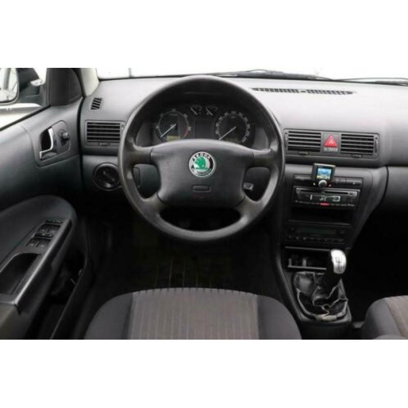 Skoda Octavia Combi 1.9 TDI Elegance 4X4 | Climate control |