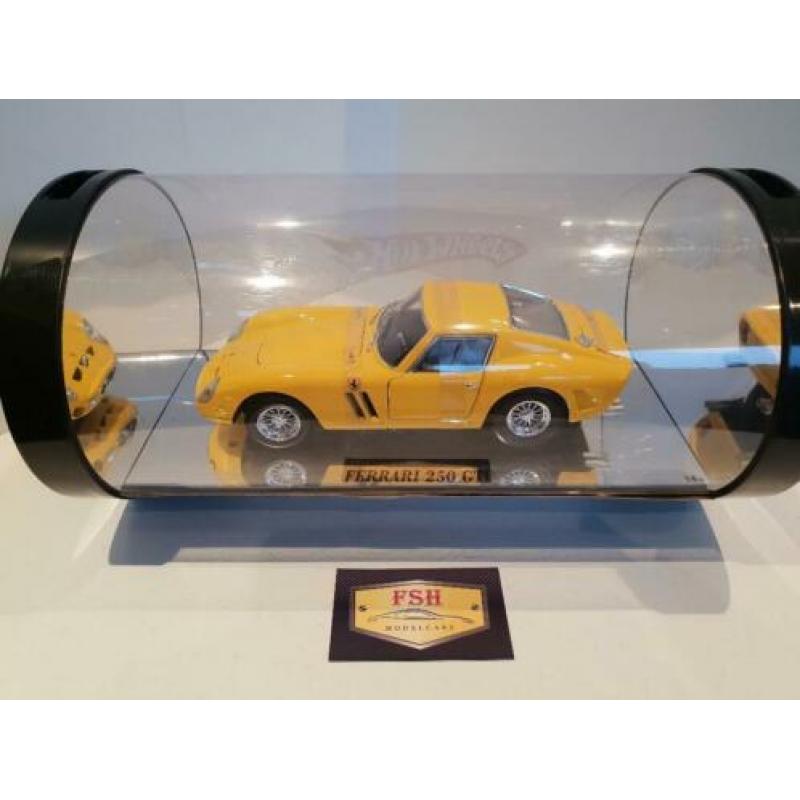 Te koop gevraagd: Verzamelingen modelauto’s 1/18.