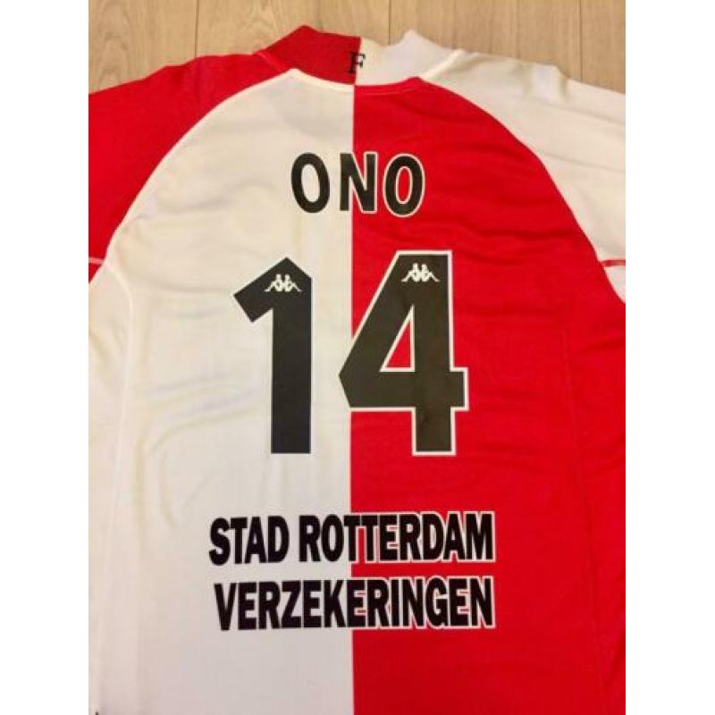 Thuis shirt Ono (seizoen 2002-2003)