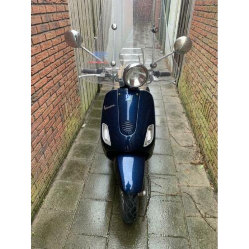 Vespa snor 2T lichte schade