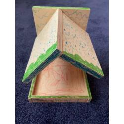 houten vogelhuisje, voederhuisje, klompbootje p stuk te koop