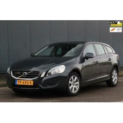 Volvo V60 1.6 D2 Summum Leer/Blis/Adaptive Cruise/Lane Assis
