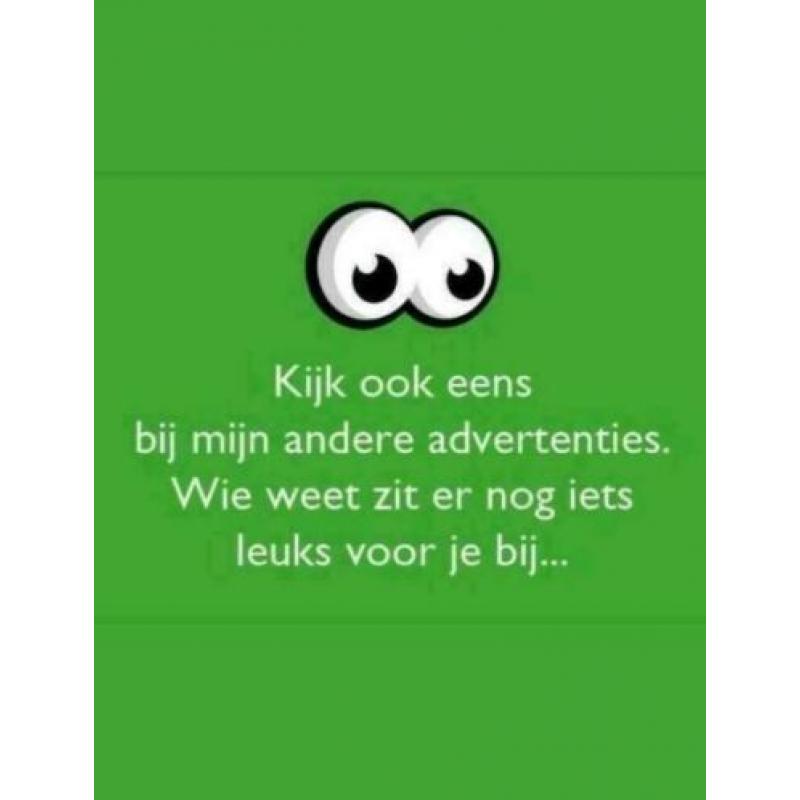 Zeer mooie set kandelaars! Zilverkleurig.