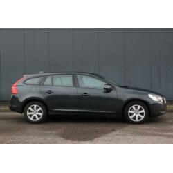 Volvo V60 1.6 D2 Summum Leer/Blis/Adaptive Cruise/Lane Assis