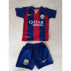 Voetbal tenue ( shirt en broekje Barcelona Messi)