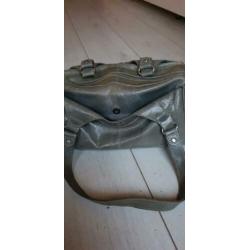 Van dalen, ruim leer tas