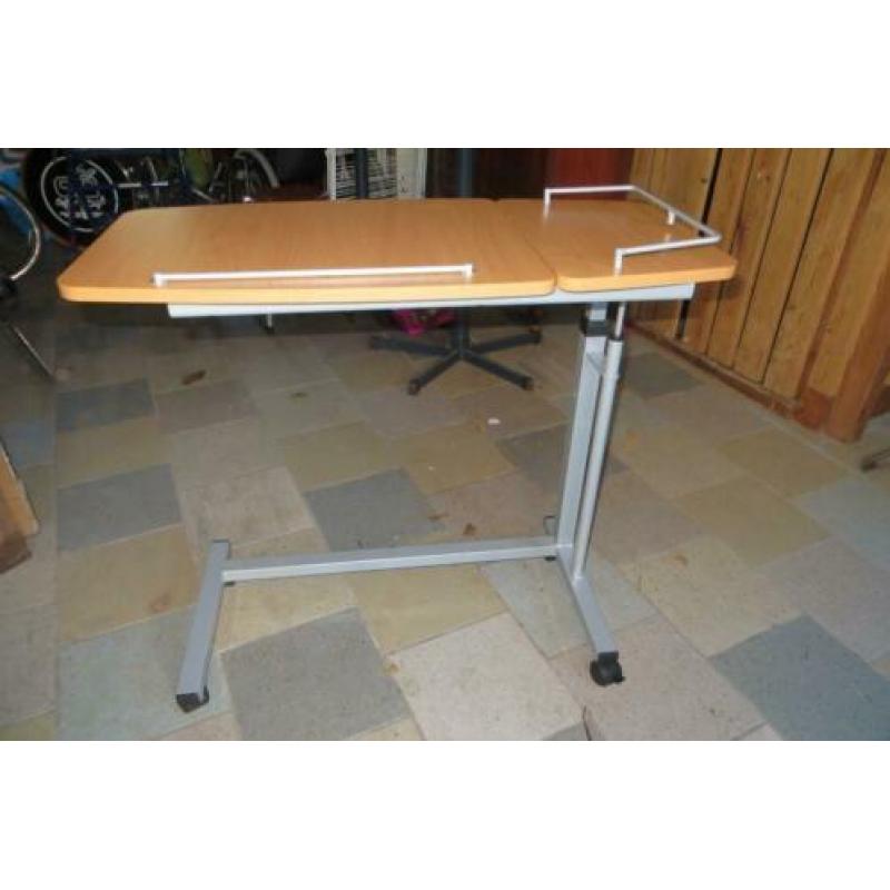 bed/leestafel