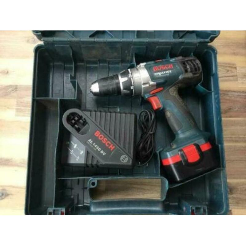Bosch accu boormachine/slagmoersleutel/decoupeerzaag/zaklamp